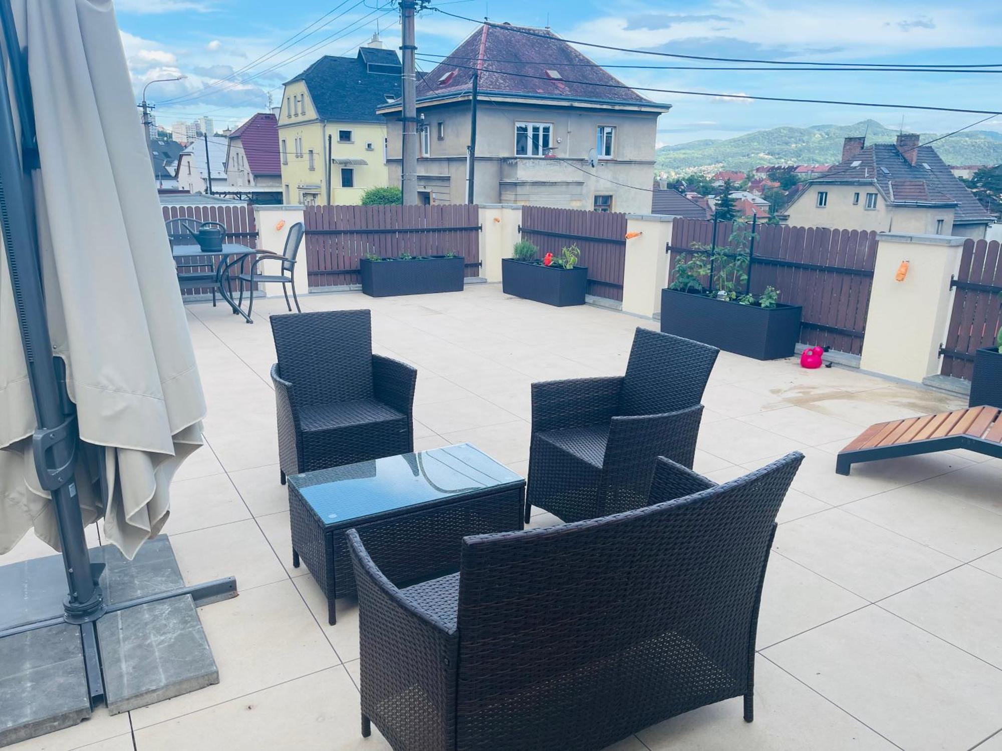 Jenys Usti 2 Apartment